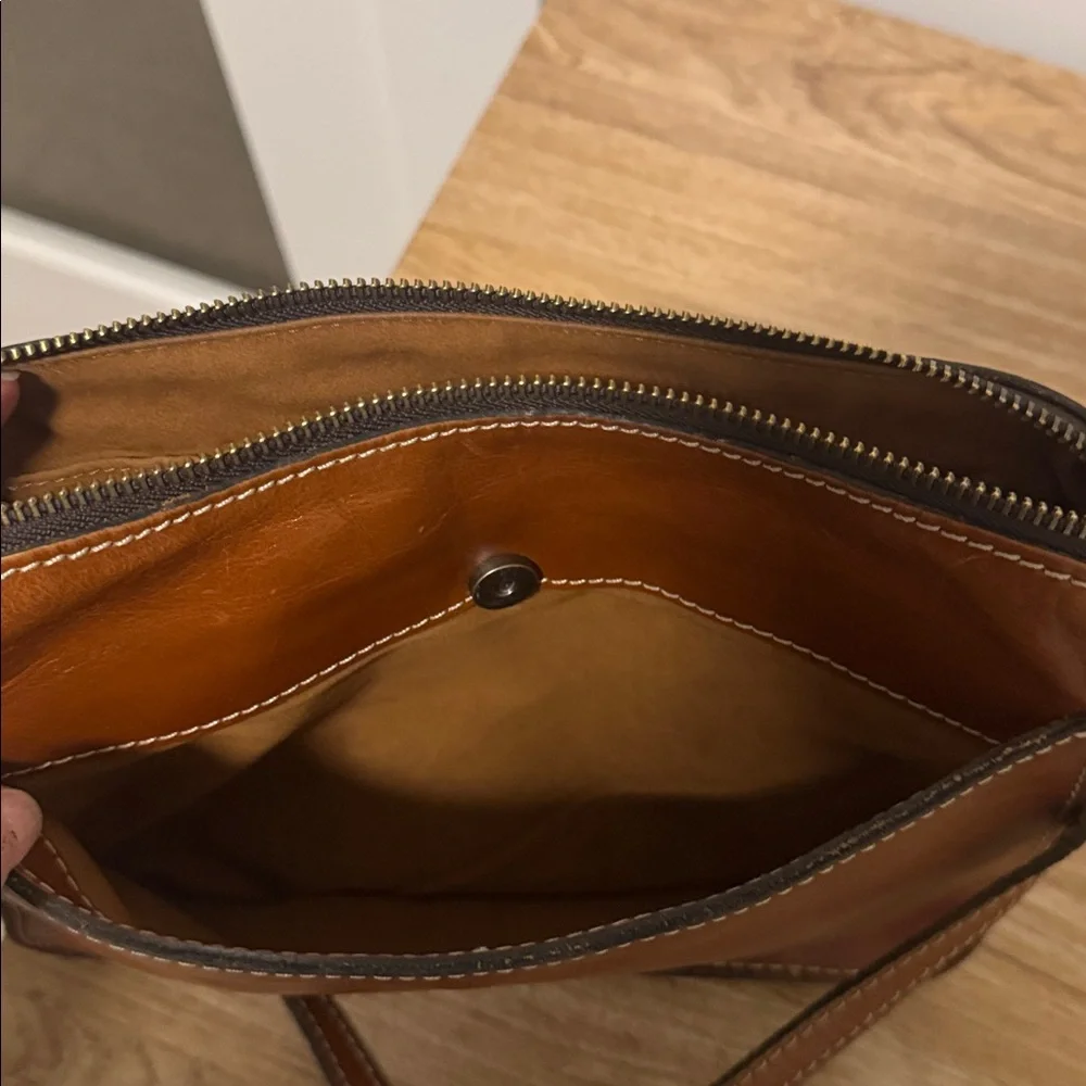 Patricia Nash Brown Tooled Leather Crossbody Bag - Picture 11 of 16